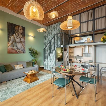 Via Cimabue 8B - Florence Charming Apartments - Metropolitan Loft In Florence - 20 Minute Walk To City Center - Excellent Base For Exploring - Less Than 5 Minute Walk To The Supermarket - Amazing Bakery On The Corner المظهر الخارجي الصورة