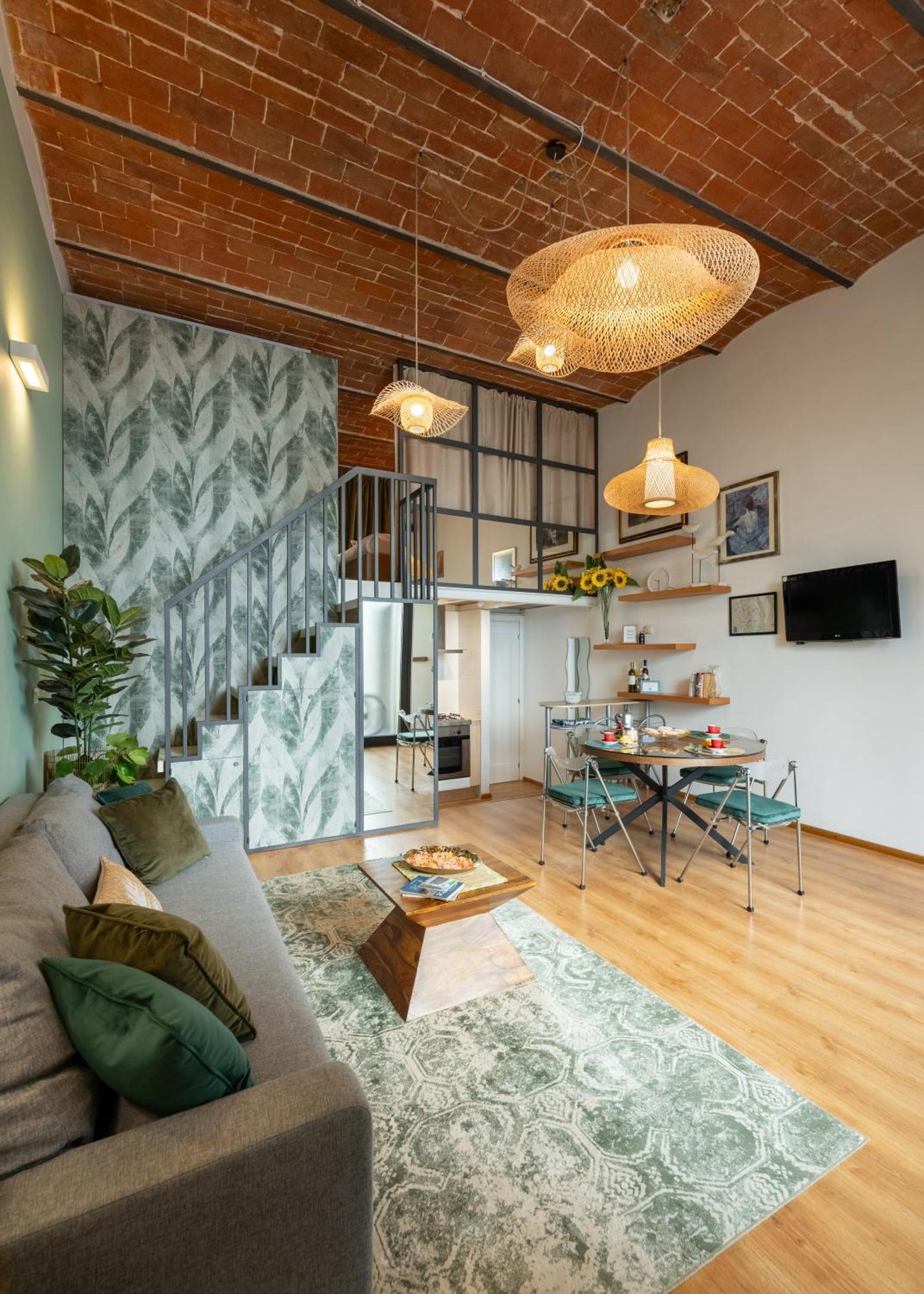 Via Cimabue 8B - Florence Charming Apartments - Metropolitan Loft In Florence - 20 Minute Walk To City Center - Excellent Base For Exploring - Less Than 5 Minute Walk To The Supermarket - Amazing Bakery On The Corner المظهر الخارجي الصورة