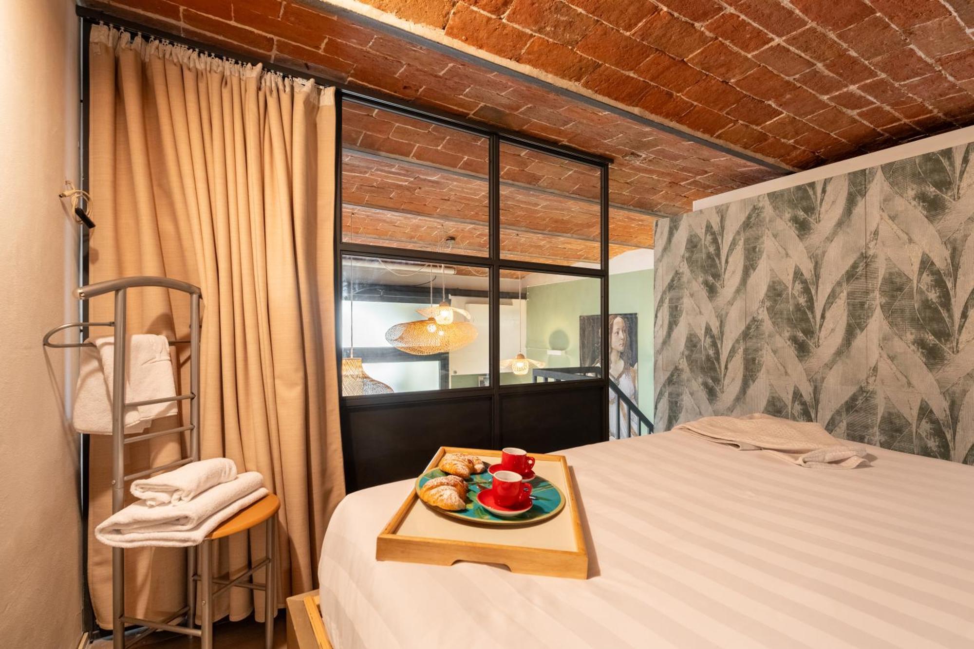 Via Cimabue 8B - Florence Charming Apartments - Metropolitan Loft In Florence - 20 Minute Walk To City Center - Excellent Base For Exploring - Less Than 5 Minute Walk To The Supermarket - Amazing Bakery On The Corner المظهر الخارجي الصورة