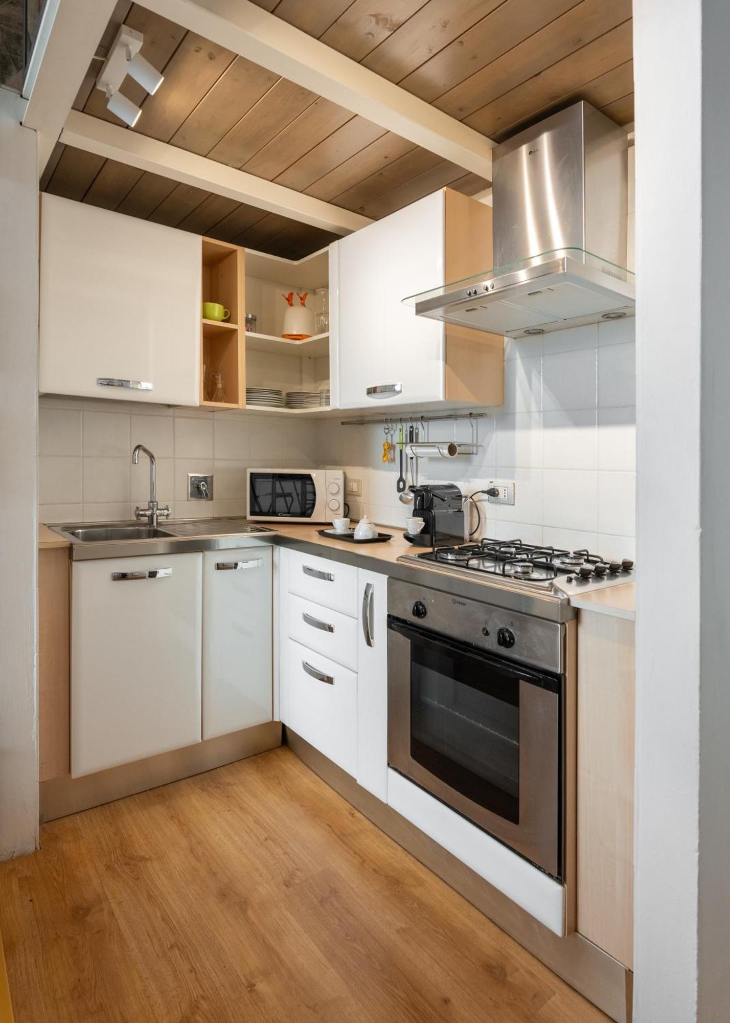 Via Cimabue 8B - Florence Charming Apartments - Metropolitan Loft In Florence - 20 Minute Walk To City Center - Excellent Base For Exploring - Less Than 5 Minute Walk To The Supermarket - Amazing Bakery On The Corner المظهر الخارجي الصورة