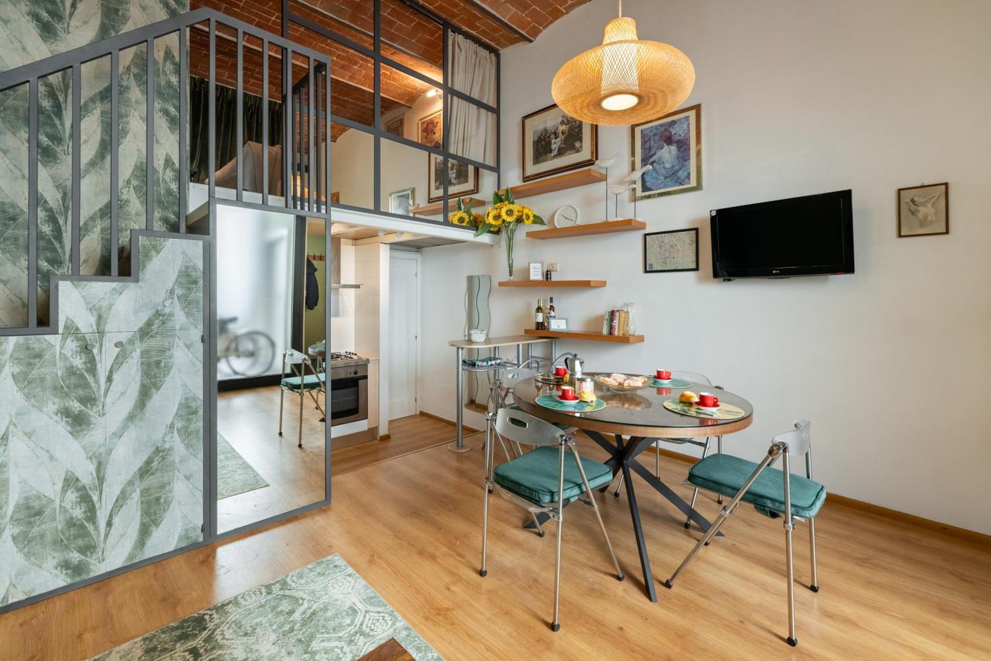 Via Cimabue 8B - Florence Charming Apartments - Metropolitan Loft In Florence - 20 Minute Walk To City Center - Excellent Base For Exploring - Less Than 5 Minute Walk To The Supermarket - Amazing Bakery On The Corner المظهر الخارجي الصورة